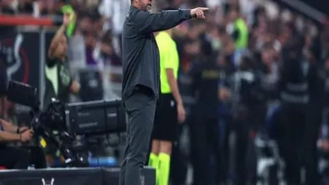 富勒姆水晶宫半场战平1-1，恩凯蒂亚与哈里-威尔逊各进一球，精彩对决即将升级！